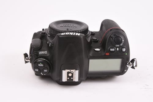 thumbnail-7 for Nikon D300 Body