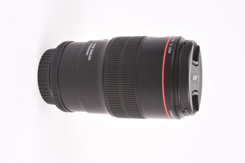 thumbnail-4 for Canon EF 100mm f/2.8 Macro L IS USM