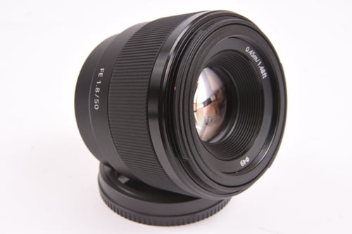 thumbnail-2 for Sony FE 50mm f/1.8