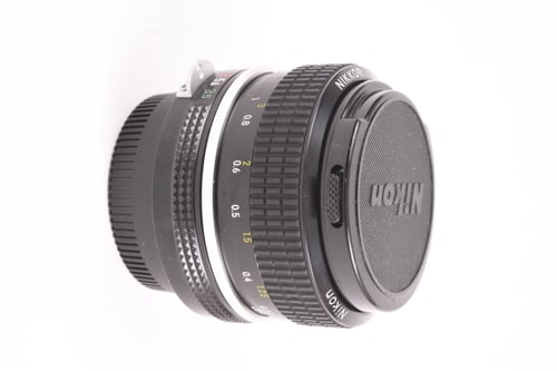 thumbnail-4 for Nikon NON-AI Nikkor 28mm f/3.5