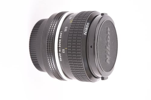 thumbnail-3 for Nikon NON-AI Nikkor 28mm f/3.5