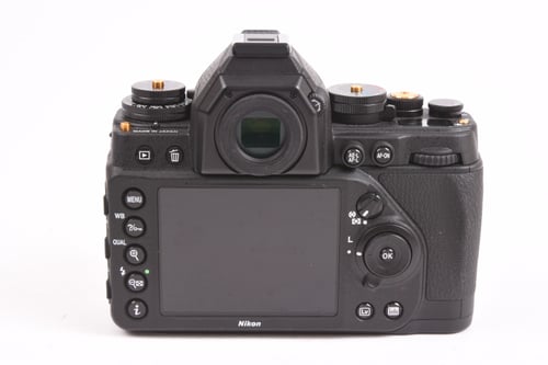 thumbnail-3 for Nikon Df Body Gold Edition