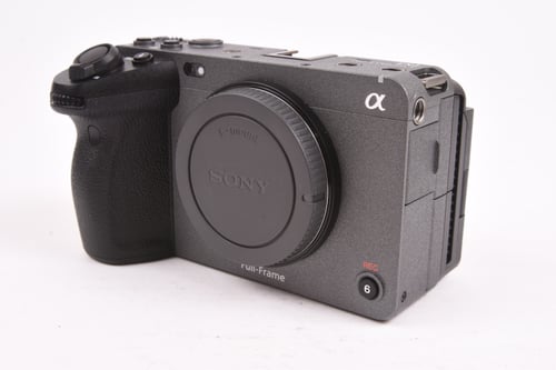 Sony FX3 w/XLR Handle/Tilta cage