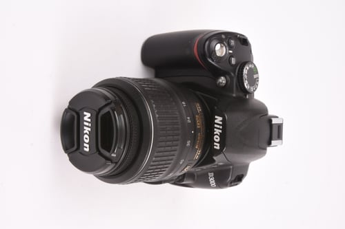 thumbnail-1 for Nikon D3000 w/18-55mm