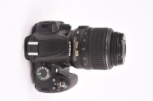 thumbnail-7 for Nikon D3000 w/18-55mm