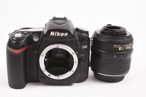 thumbnail-4 for Nikon D90 w/18-55mm