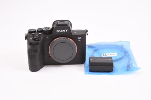 Sony a7R IV Body