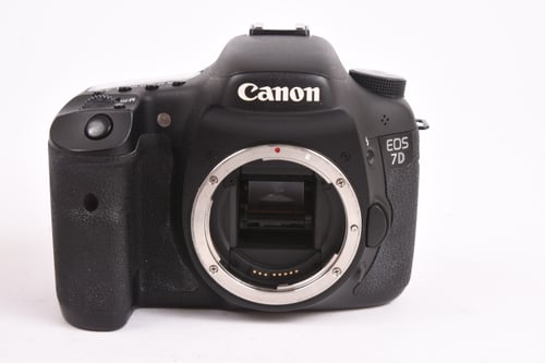 thumbnail-4 for Canon EOS 7D Body
