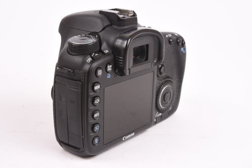thumbnail-3 for Canon EOS 7D Body