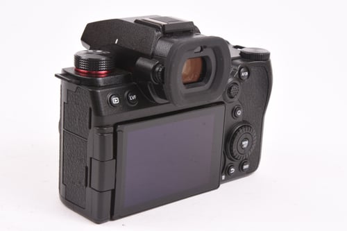 thumbnail-3 for Panasonic G9 II Body