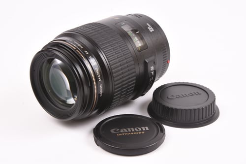 Canon EF 100mm f/2.8 USM