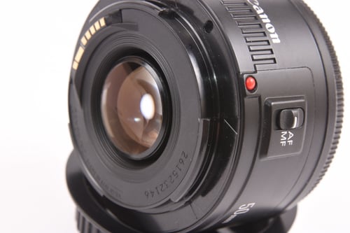 thumbnail-6 for Canon EF 50mm f/1.8 II
