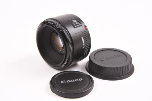 Canon EF 50mm f/1.8 II