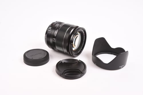 thumbnail-8 for Fujifilm XF 18-55mm f/2.8-4 R LM
