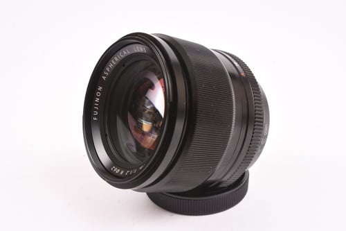 thumbnail-5 for Fujifilm XF 56mm f/1.2 R