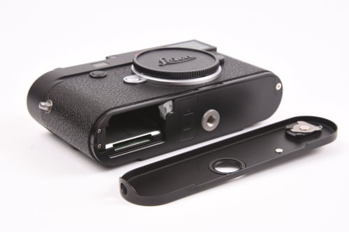 thumbnail-8 for Leica M10-R Body Black 20002 SC:N/A