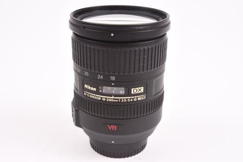 Nikon AFS 18-200mm G VR DX