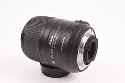 thumbnail-4 for Nikon AFS 85mm f/3.5 G VR DX