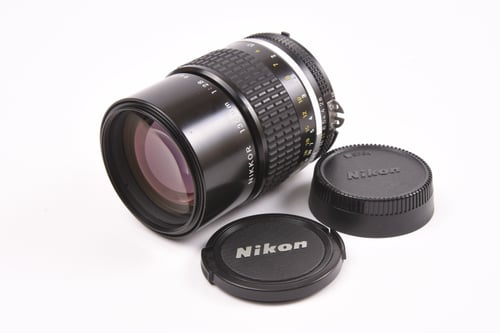 Nikon AIS 135mm f/2.8
