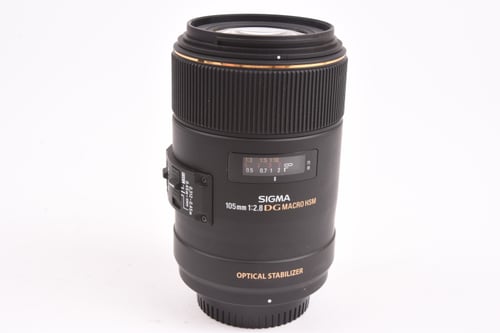 Sigma 105mm f/2.8 DG Macro HSM for Nikon F