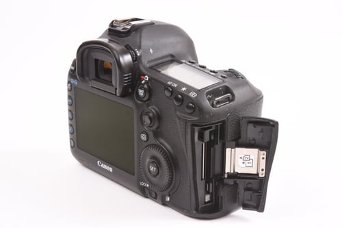 thumbnail-3 for Canon 5D III Body