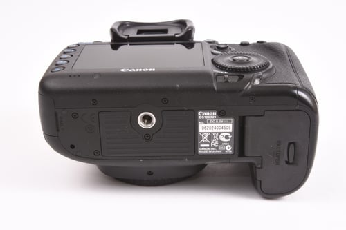 thumbnail-8 for Canon 5D III Body