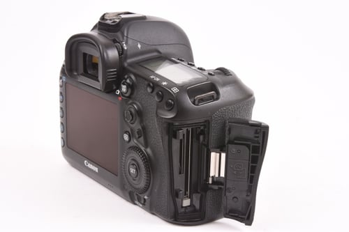 thumbnail-3 for Canon 5D IV Body