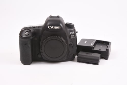 Canon 5D IV Body