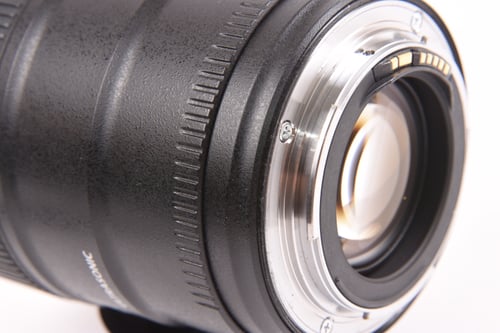 thumbnail-5 for Canon EF 35mm f/1.4 L II USM