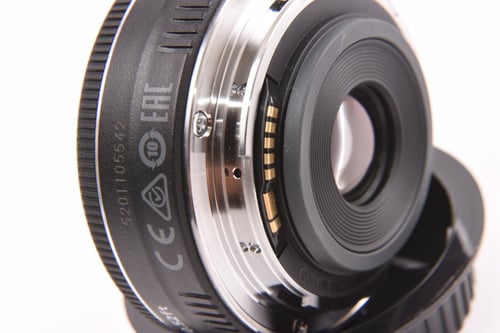thumbnail-5 for Canon EFS 24mm f/2.8 STM