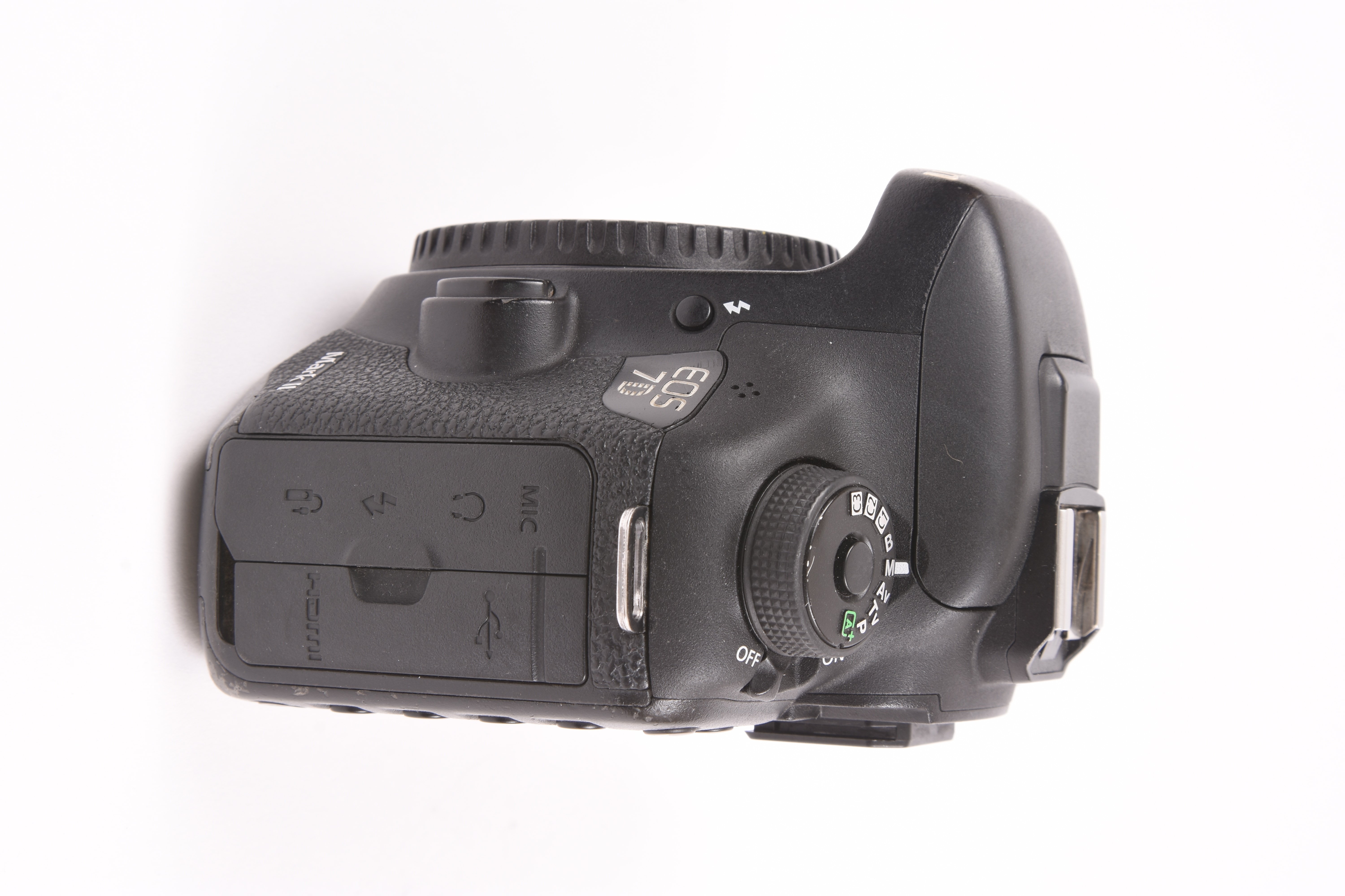Canon EOS 7D Mark II — image 6
