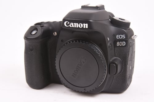Canon EOS 80D Body | GearFocus