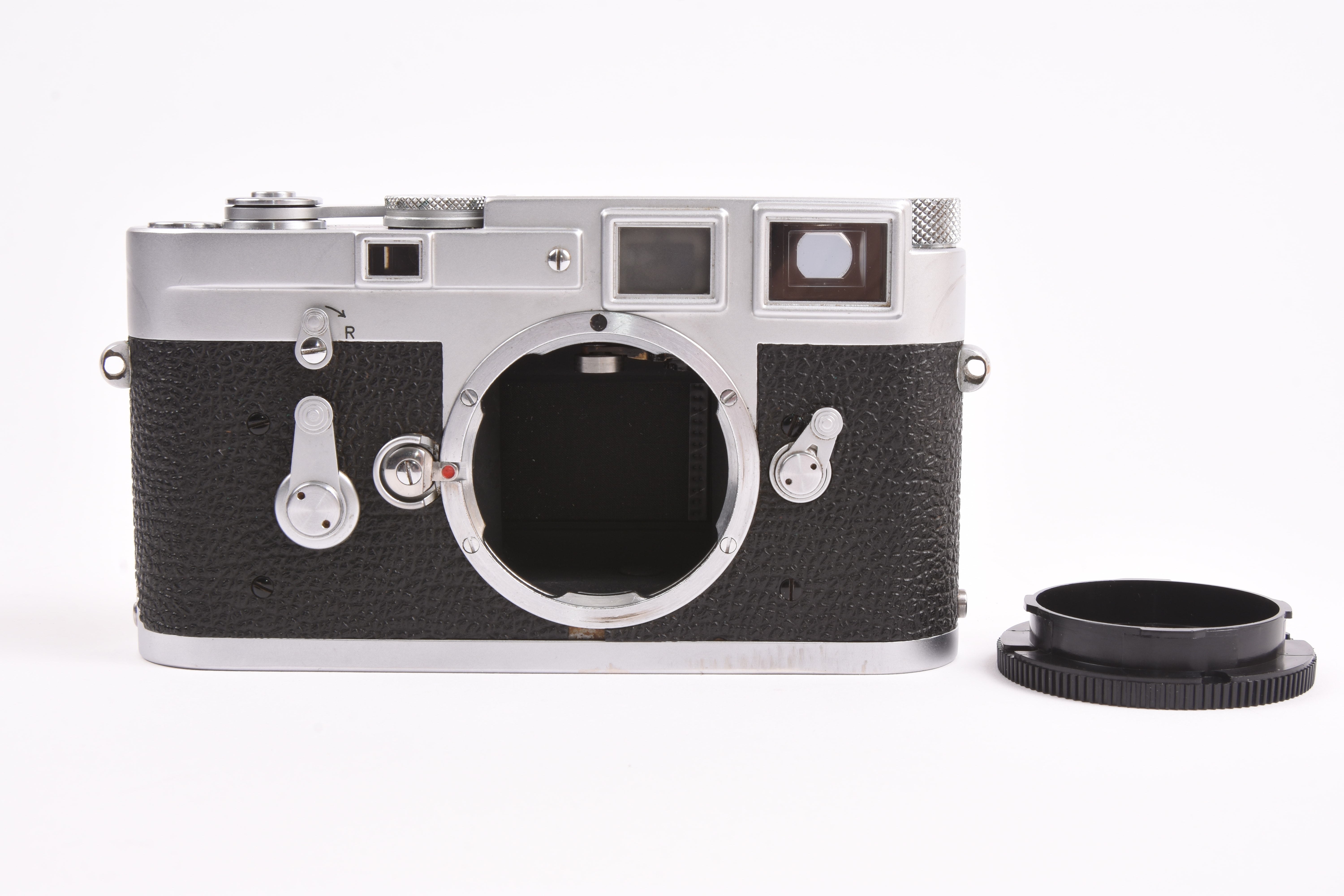 Leica M3 Film Camera Used — For Sale, Specs & Reviews | GearFocus