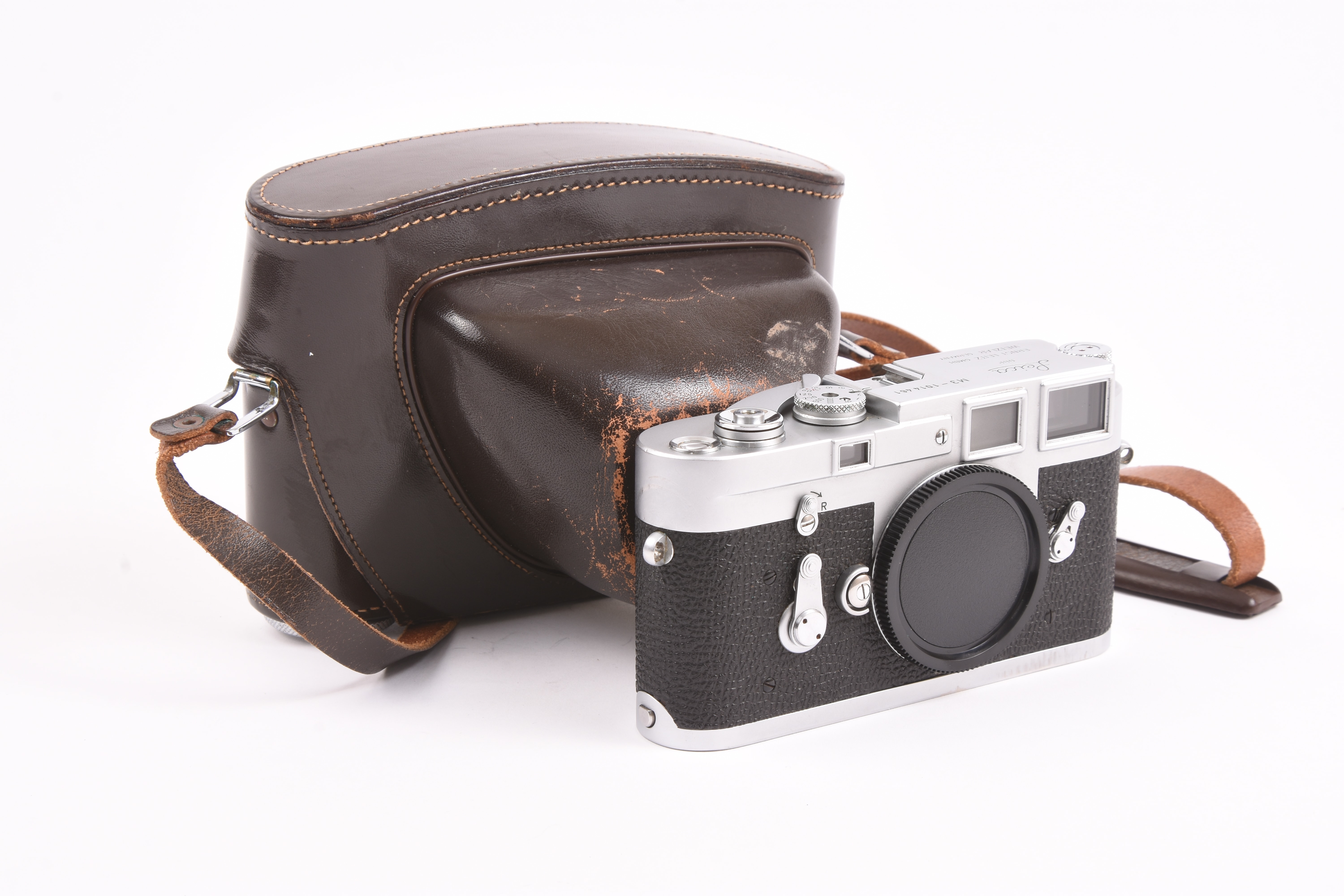 Leica M3 Film Camera Used — For Sale, Specs & Reviews | GearFocus