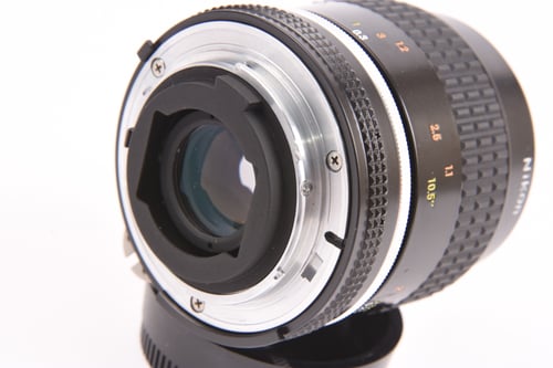 thumbnail-8 for Nikon AIS 55mm f/2.8 Macro TIGHT FOCUS