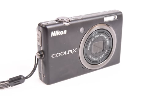 thumbnail-1 for Nikon Coolpix S570 P&S
