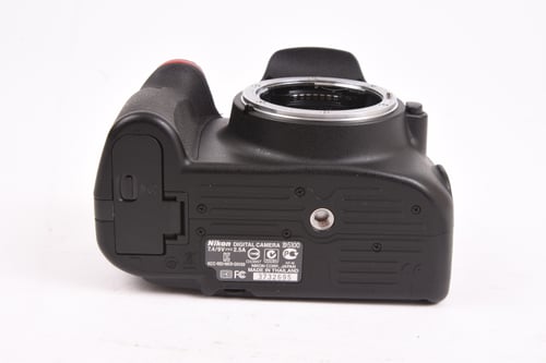 thumbnail-5 for Nikon D5100 Body
