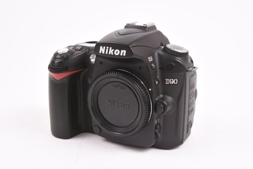 Nikon D90 Body