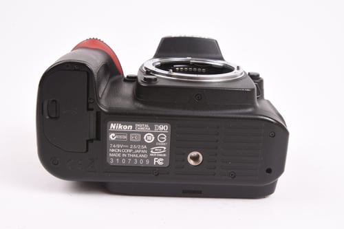 thumbnail-6 for Nikon D90 Body
