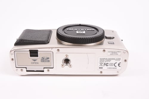 thumbnail-5 for Olympus Pen E-P1 Body