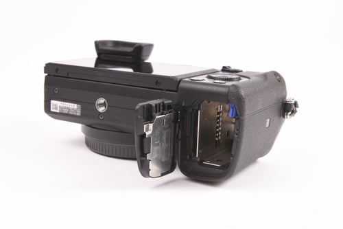 thumbnail-9 for Sony A6400 w/Grip