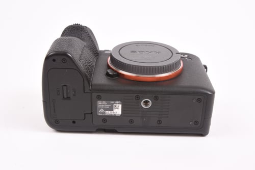 thumbnail-5 for Sony A7 IV Body