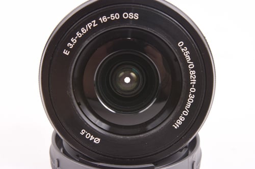 thumbnail-6 for Sony E 16-50mm f/3.5-5.6 PZ OSS