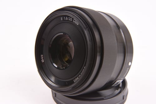 thumbnail-5 for Sony E 35mm f/1.8 OSS