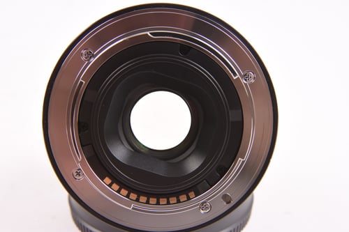 thumbnail-7 for Sony E 35mm f/1.8 OSS