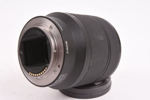 thumbnail-3 for Sony FE 28-70mm f/3.5-5.6 OSS