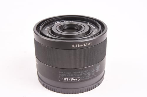 thumbnail-1 for Sony FE 35mm f/2.8 T* ZA