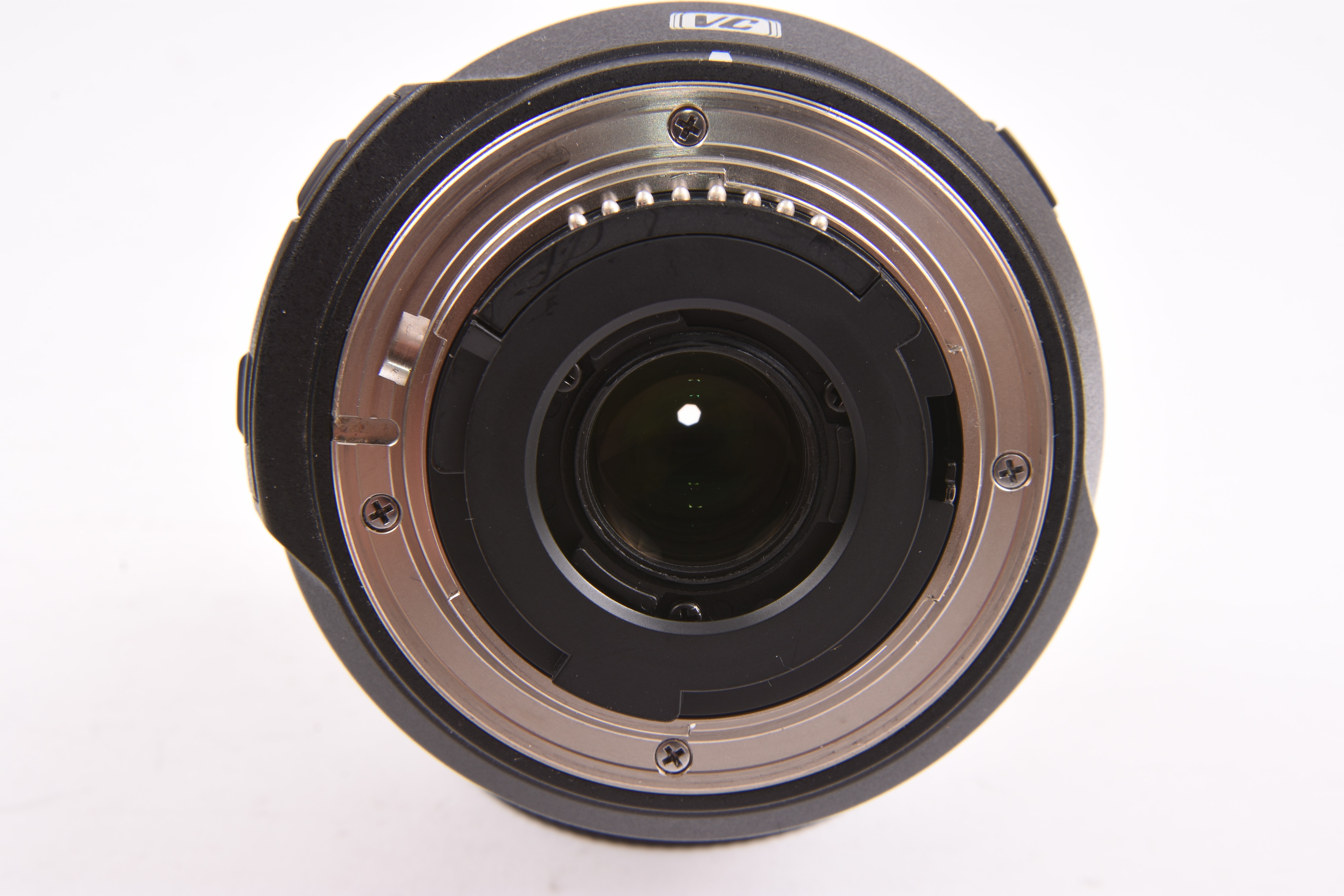 Tamron 18-270mm F/3.5-6.3 VC PZD — image 8