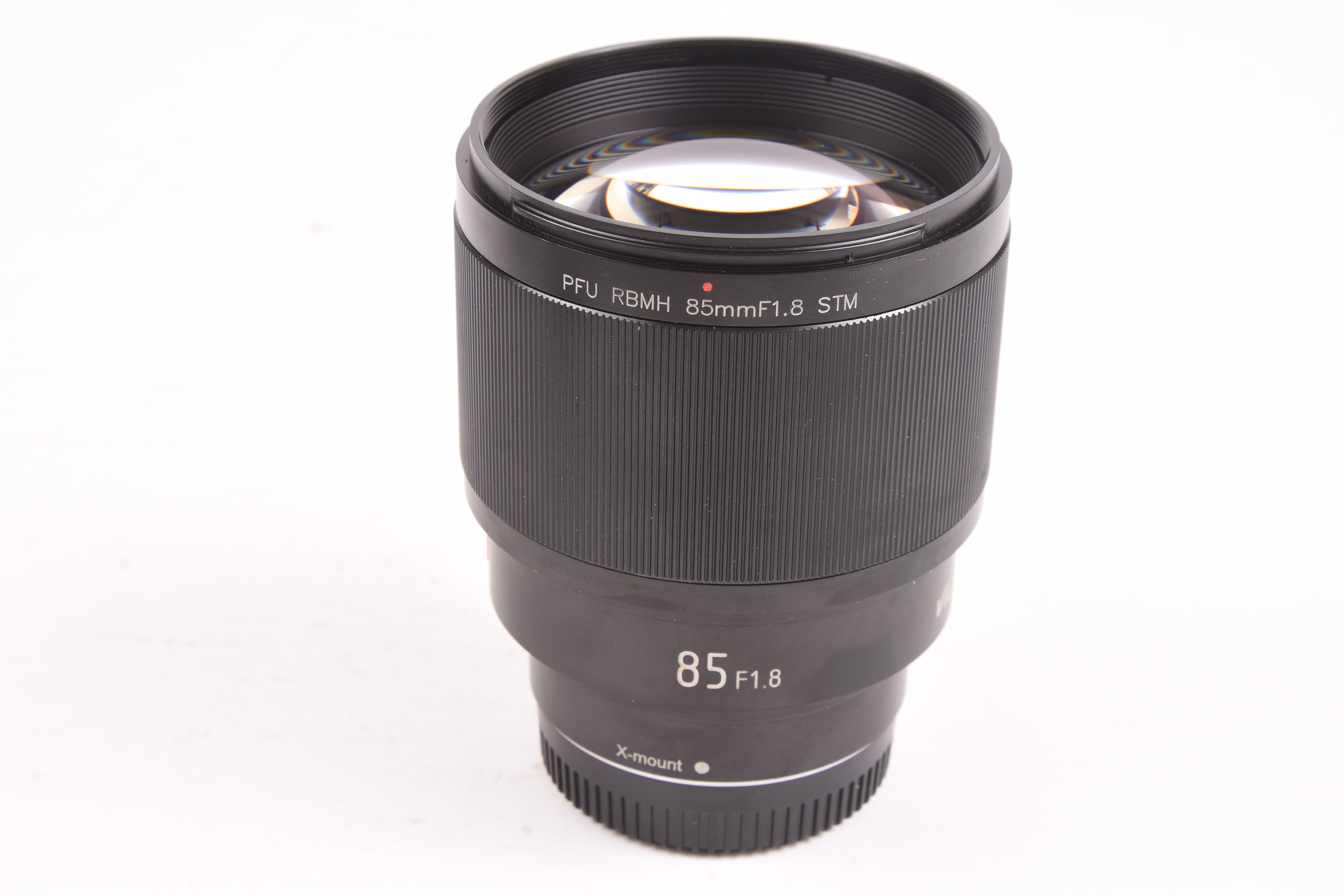 Viltrox 85mm f/1.8 STM — image 1