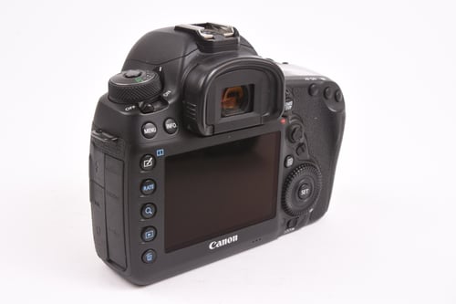 thumbnail-3 for Canon EOS 5D IV Body w/Grip